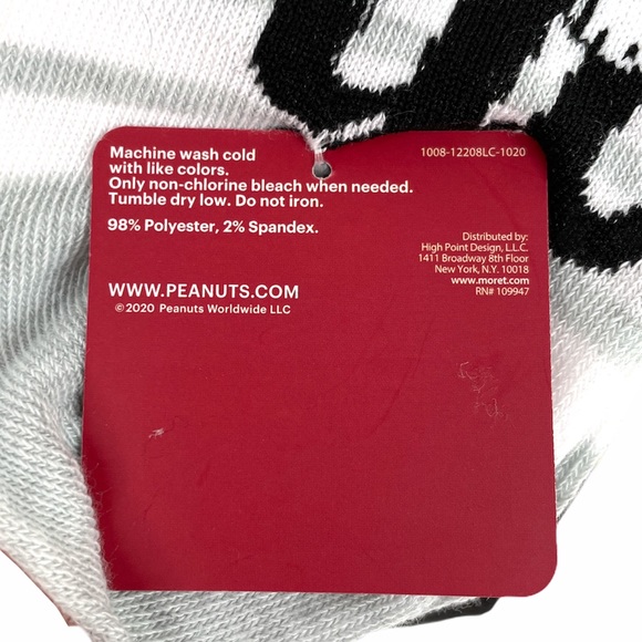 Peanuts Snoopy and Woodstock Valentine’s Socks - Picture 6 of 8